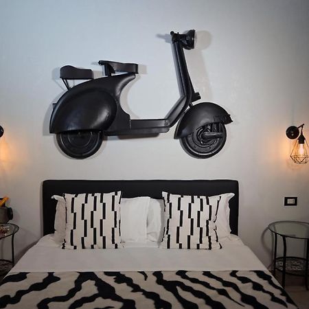 Thaire Resort Castel Volturno Buitenkant foto