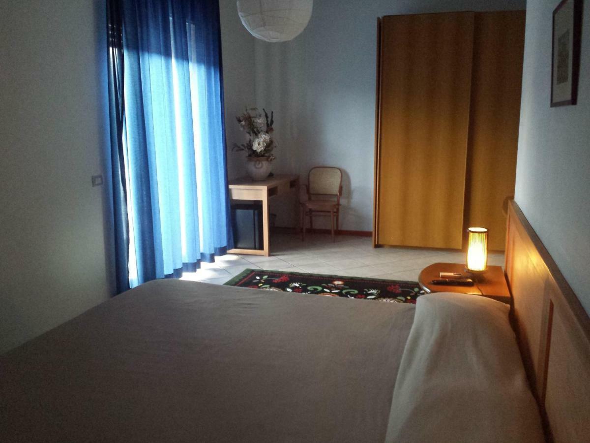 Thaire Resort Castel Volturno Buitenkant foto