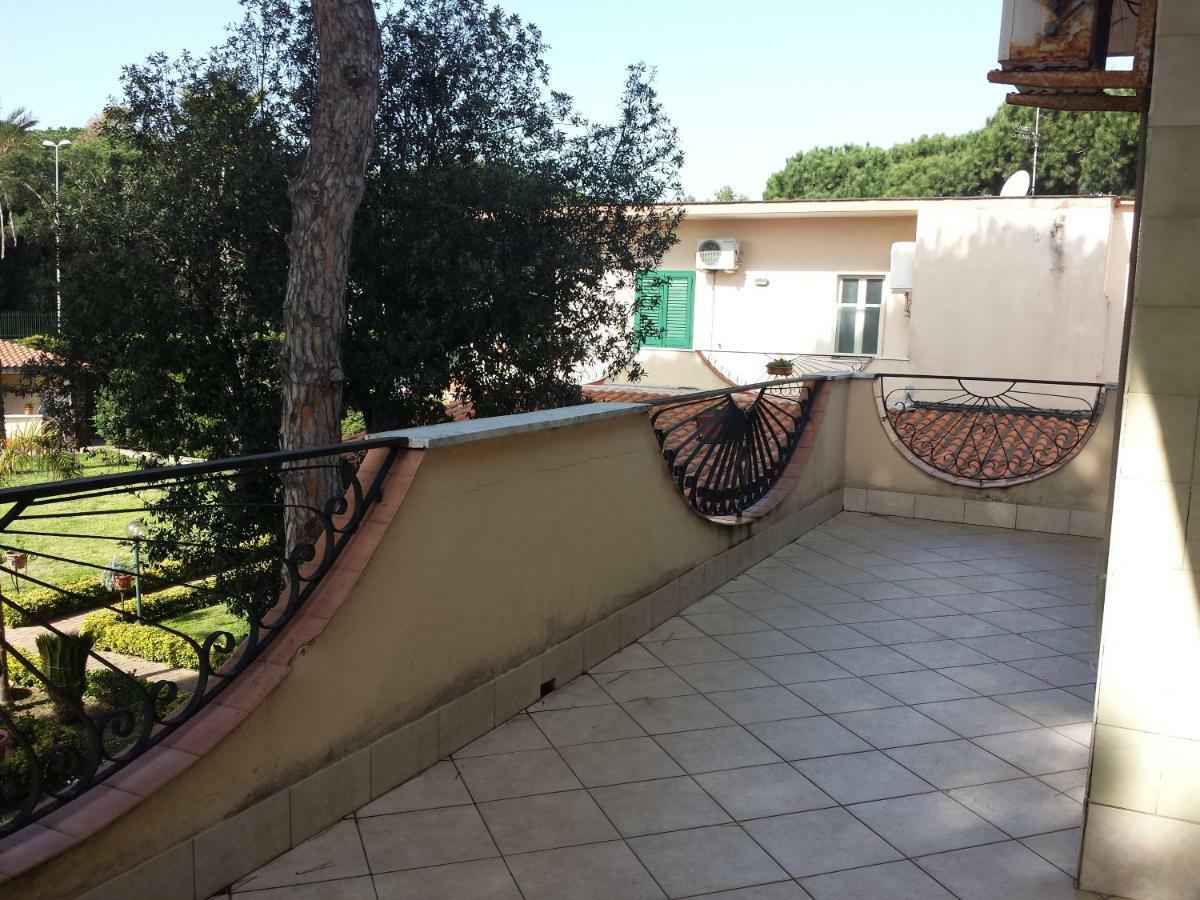 Thaire Resort Castel Volturno Buitenkant foto